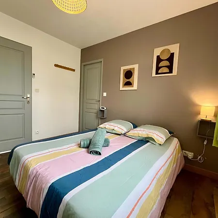 Le Des Marais Charming With Garden In Carentan-les-marais Holiday home